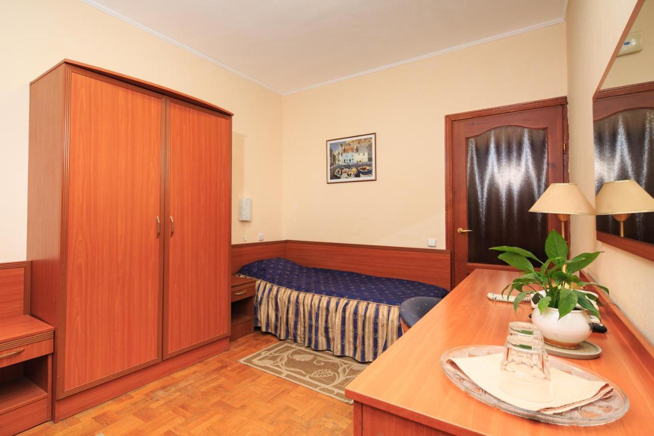 Zhayvir Hotell Kiev Exteriör bild